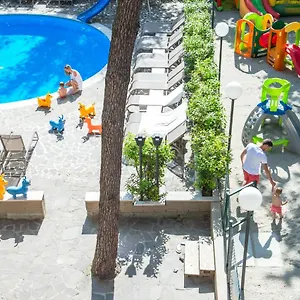 hotel-la-meridiana-marina-romea.emilia-romagnahotels.net/