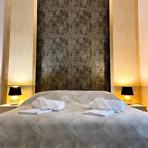 Hotelier 51 Guest house