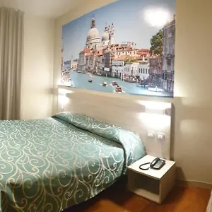 *** Hotel Altieri Włochy